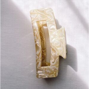 NEW Tortoise Claw Clip - Cream Marble Butter Yellow
